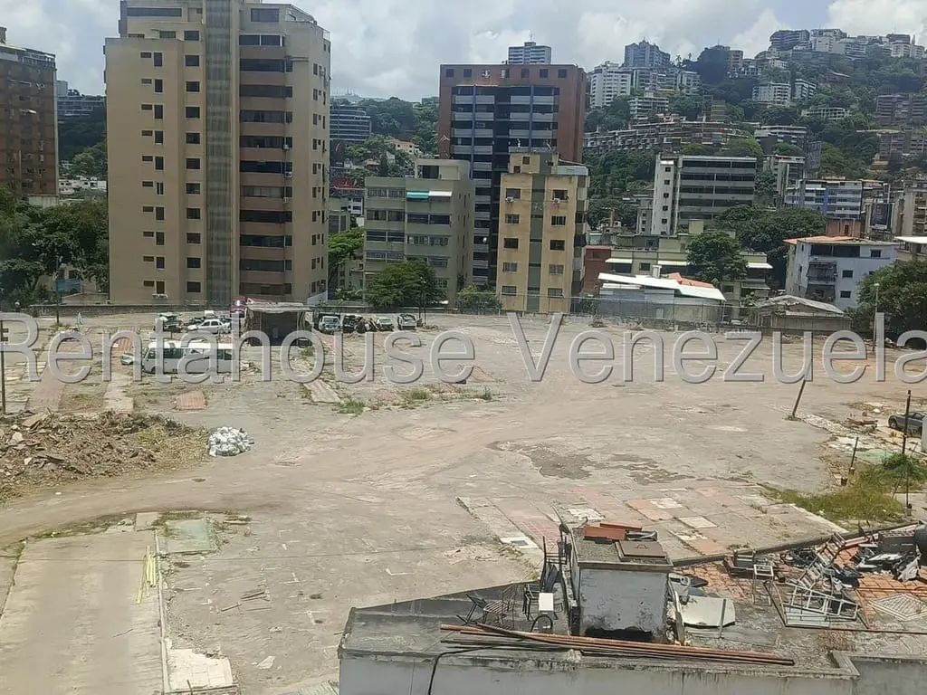Land in Chacaito, Caracas - 1