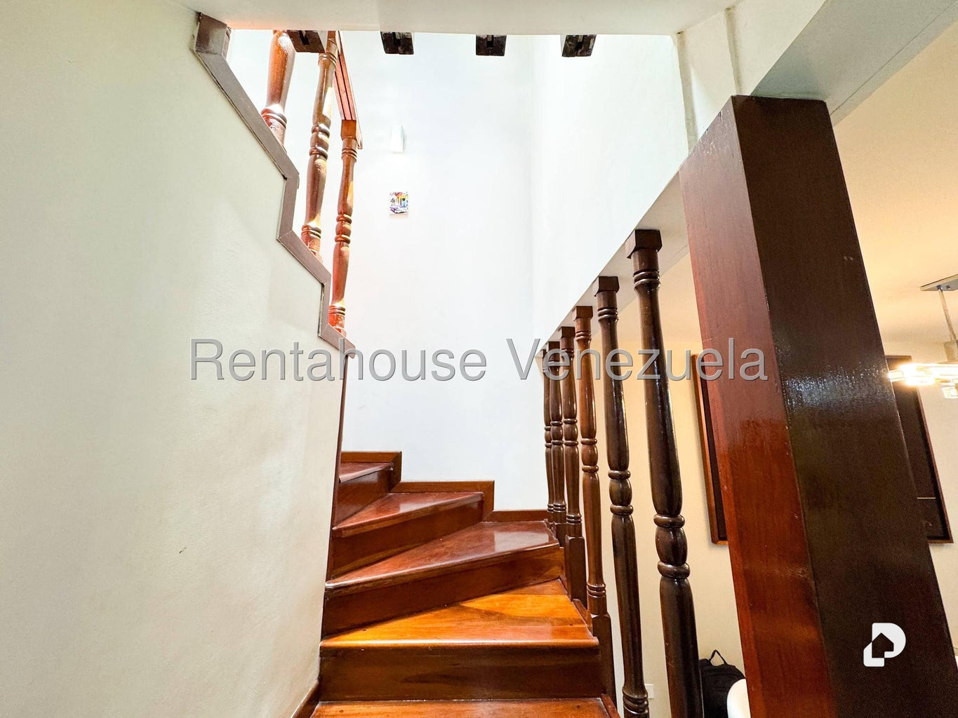 Casa en Alto Prado, Caracas – 20