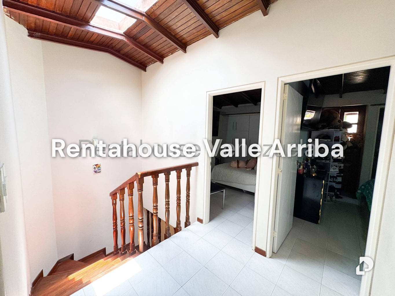 Casa en Alto Prado, Caracas – 21