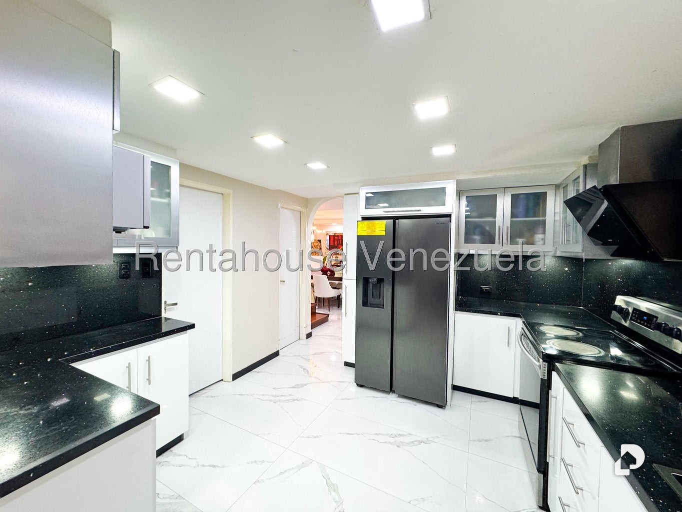 Casa en Alto Prado, Caracas – 14