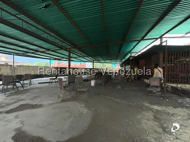 Local comercial en La Pastora, Caracas – 16