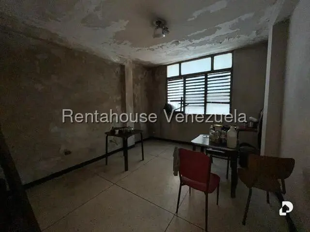 Local comercial en La Pastora, Caracas – 10