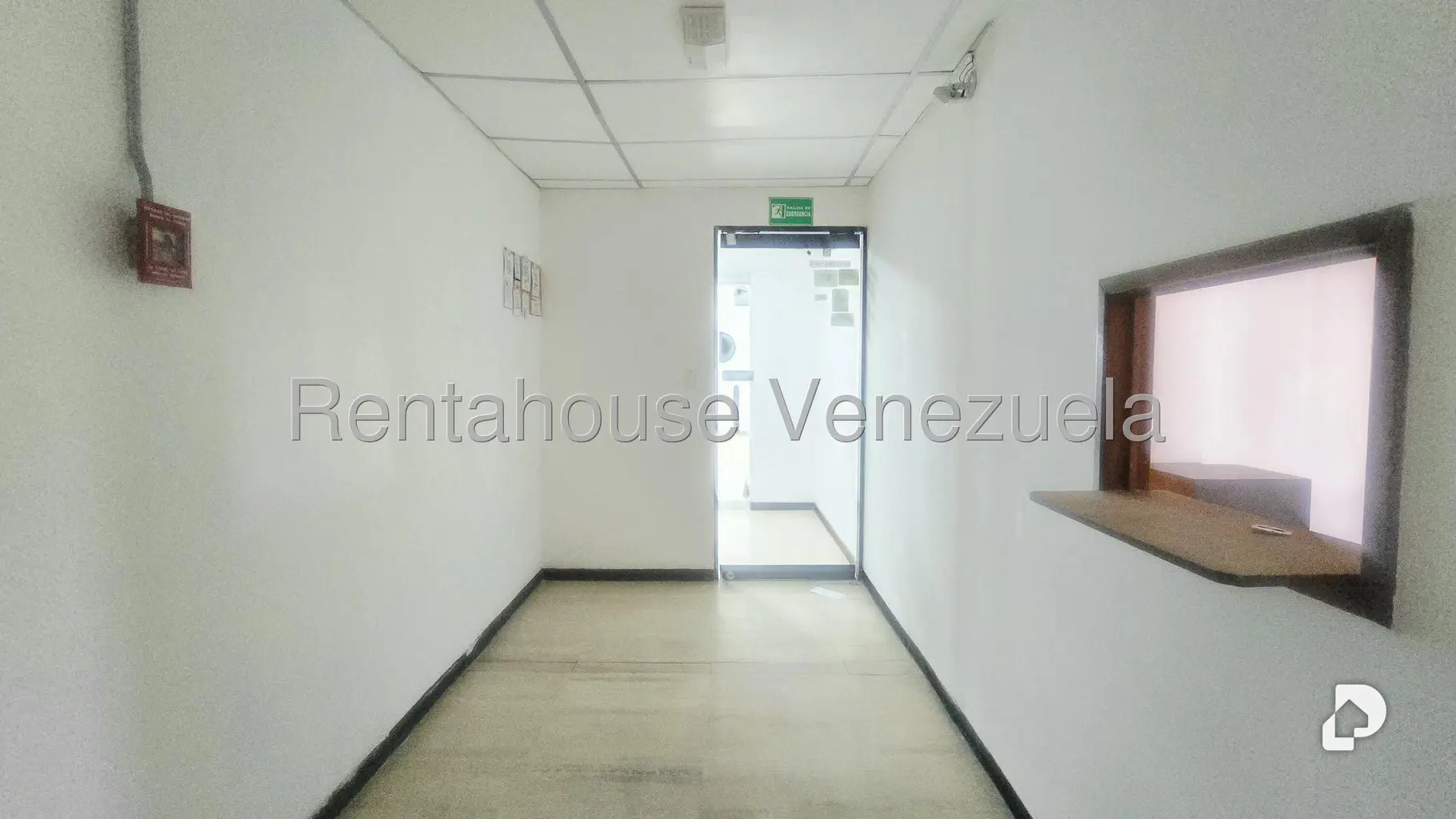 Oficina en Los Palos Grandes, Caracas – 3