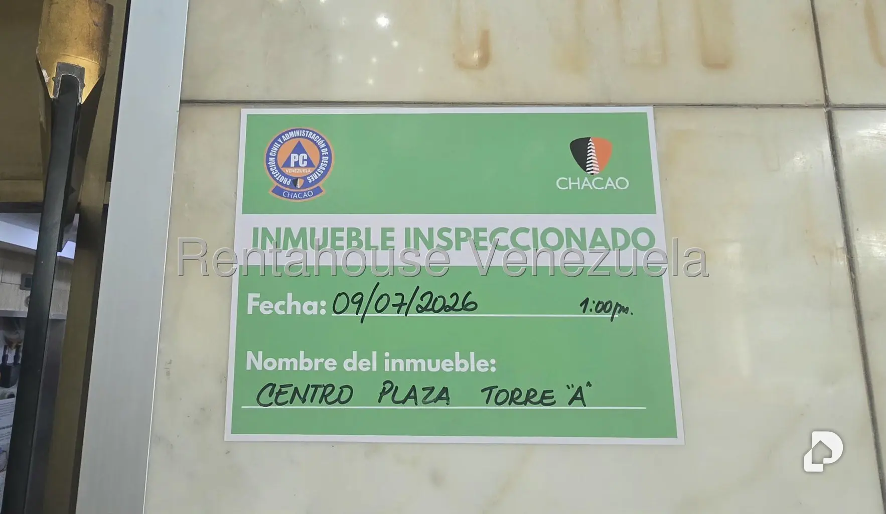 Oficina en Los Palos Grandes, Caracas – 2