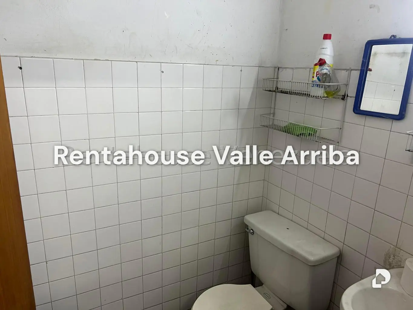 Local comercial en Parroquia La Candelaria, Caracas – 23