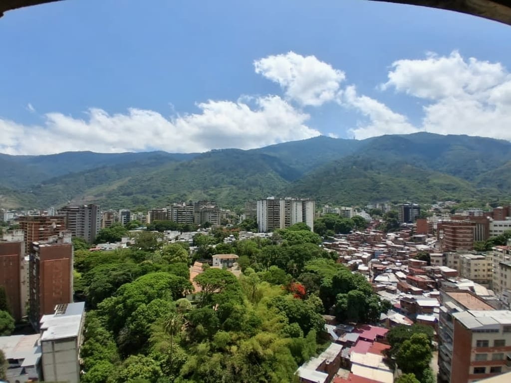 Oficina en San Bernardino, Caracas - 1