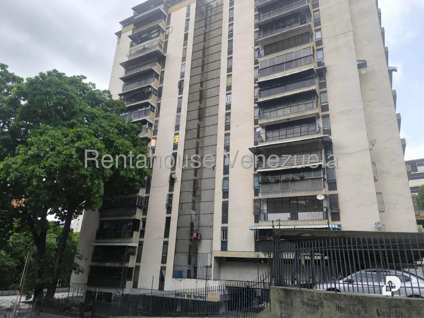 Apartamento en El Paraíso, Caracas – 28