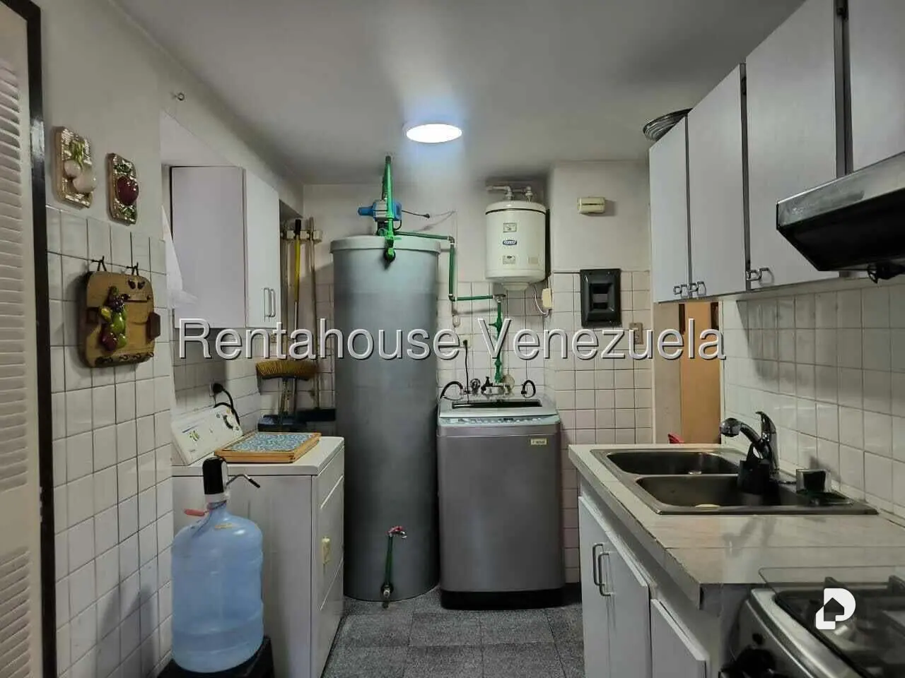 Apartamento en El Paraíso, Caracas – 13
