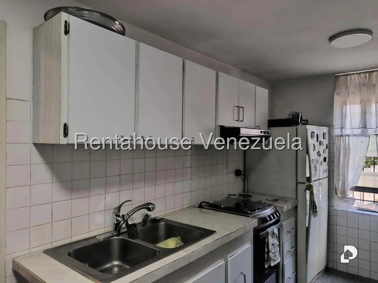 Apartamento en El Paraíso, Caracas – 17