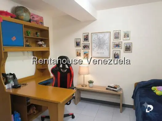 Apartamento en El Paraíso, Caracas – 23