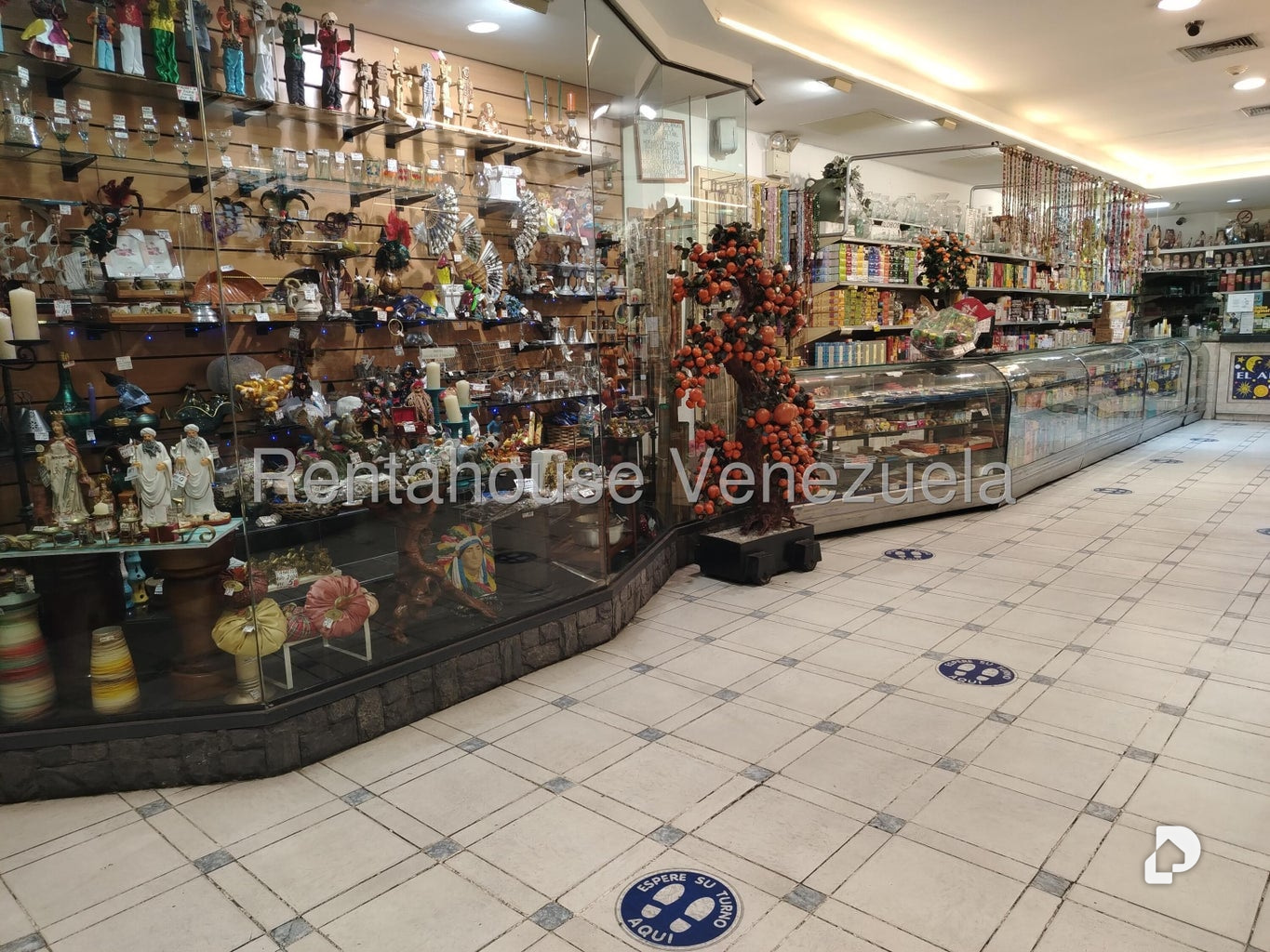 Local comercial en Quinta Crespo, Caracas – 6