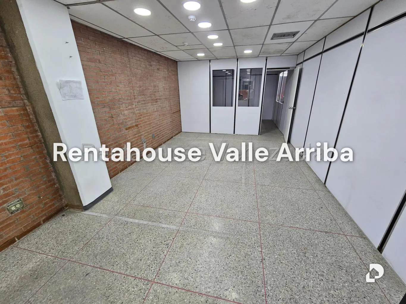 Local comercial en La Urbina, Caracas – 7