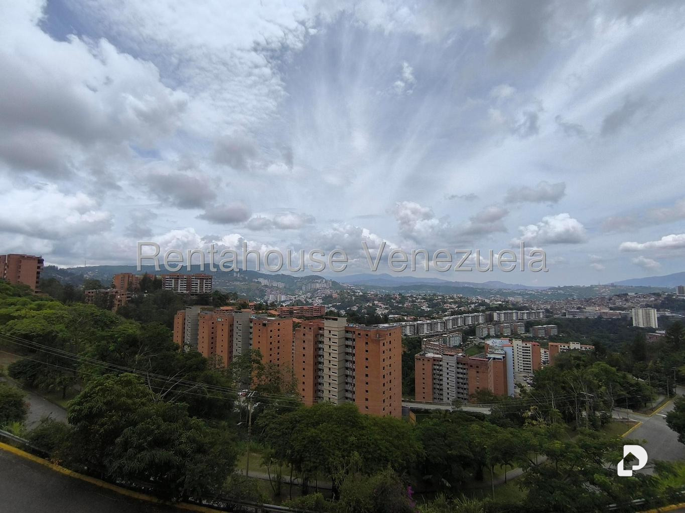 Apartamento en Colinas de La Tahona, Caracas