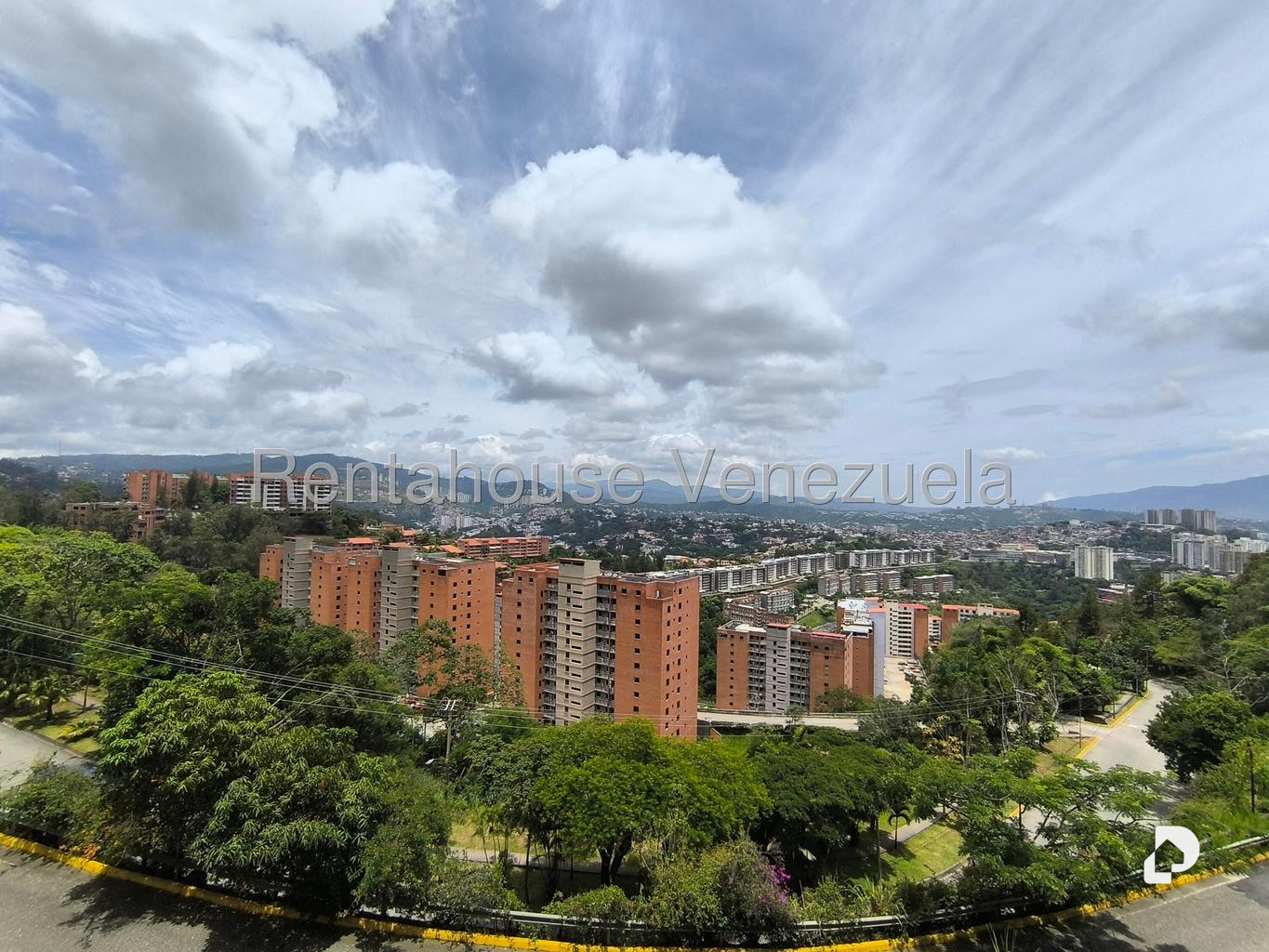Apartamento en Colinas de La Tahona, Caracas