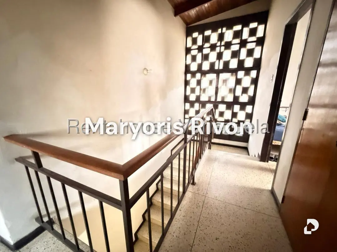 Casa en La Trinidad, Caracas – 29