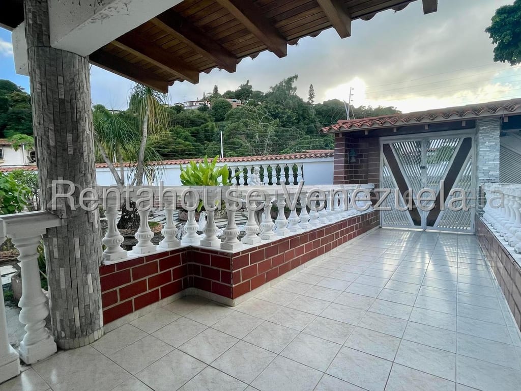 Casa en Santa Paula, Caracas - 1