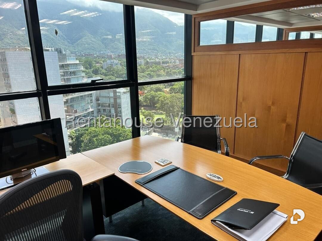 Oficina en El Bosque, Caracas – 10