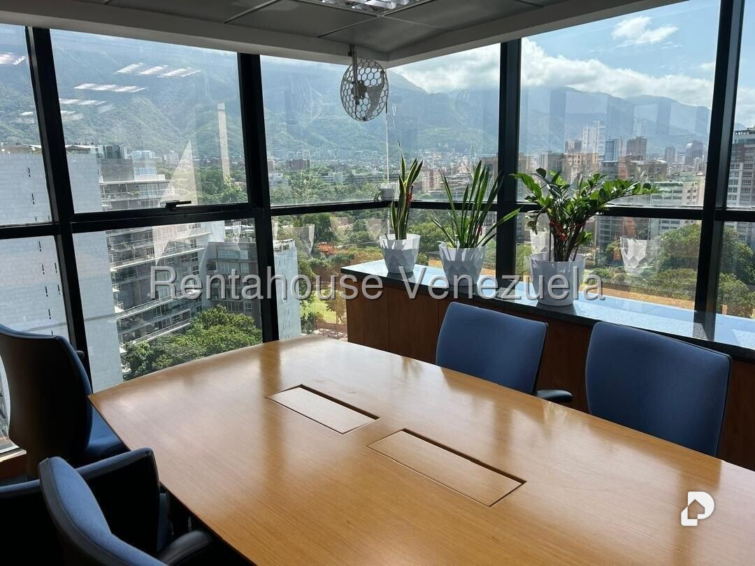 Oficina en El Bosque, Caracas – 11