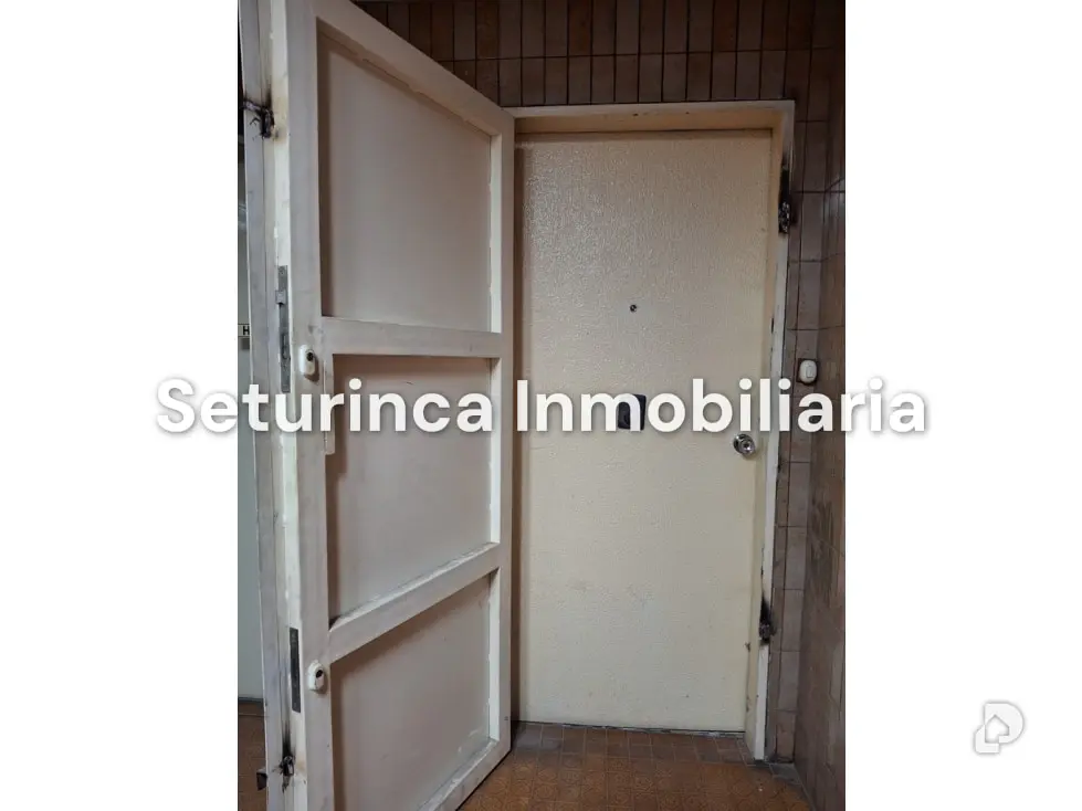 Office in La Candelaria, Caracas – 22