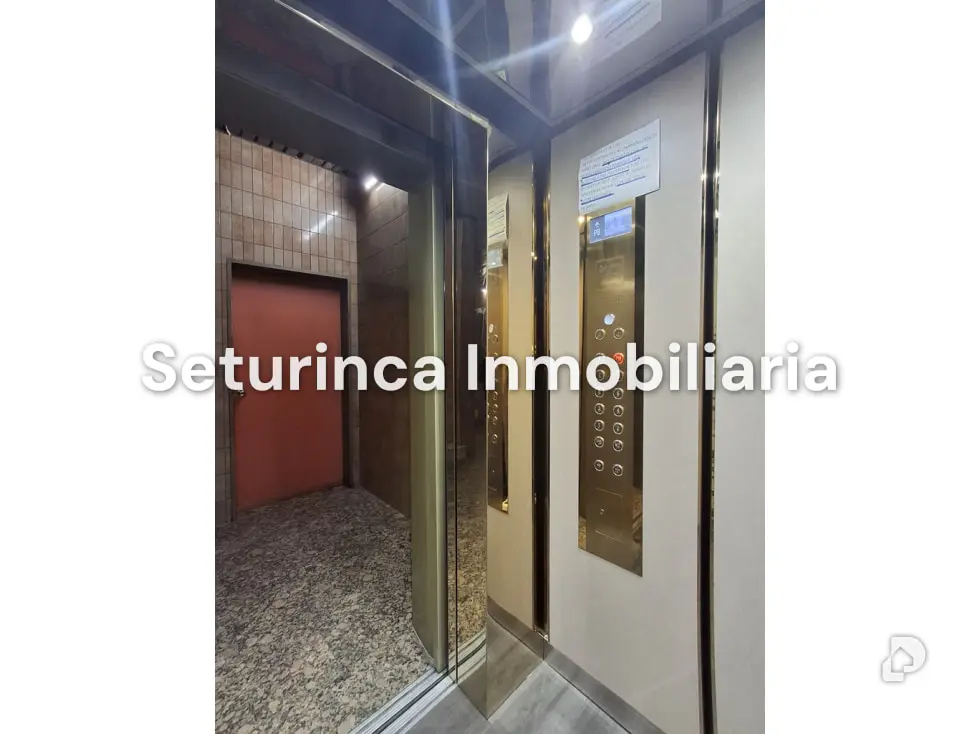 Office in La Candelaria, Caracas – 11