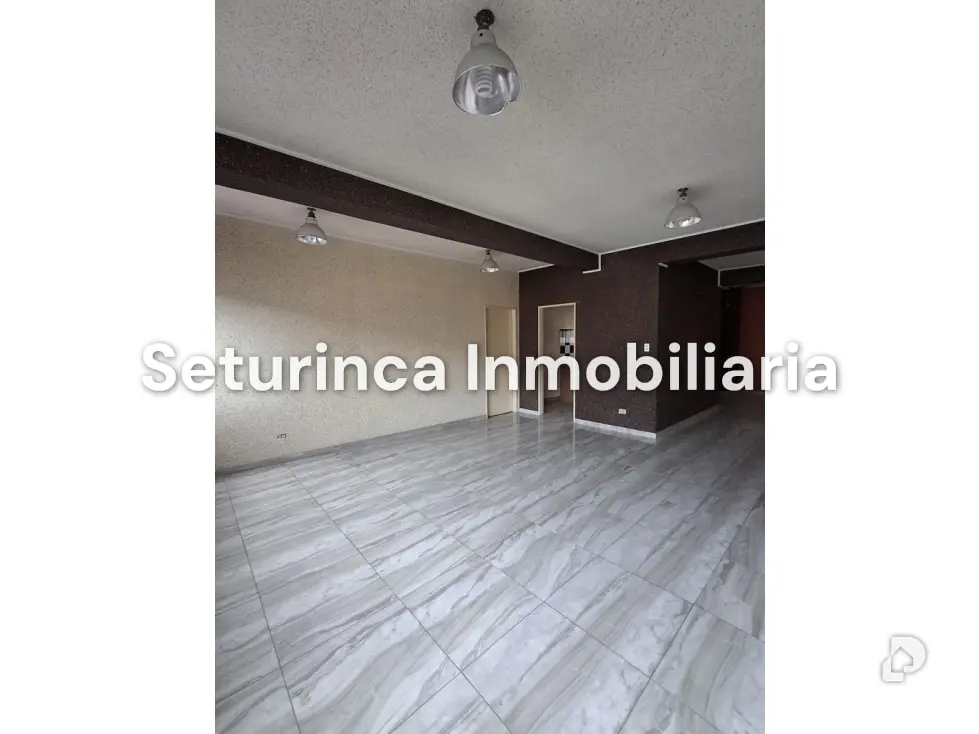 Office in La Candelaria, Caracas – 14