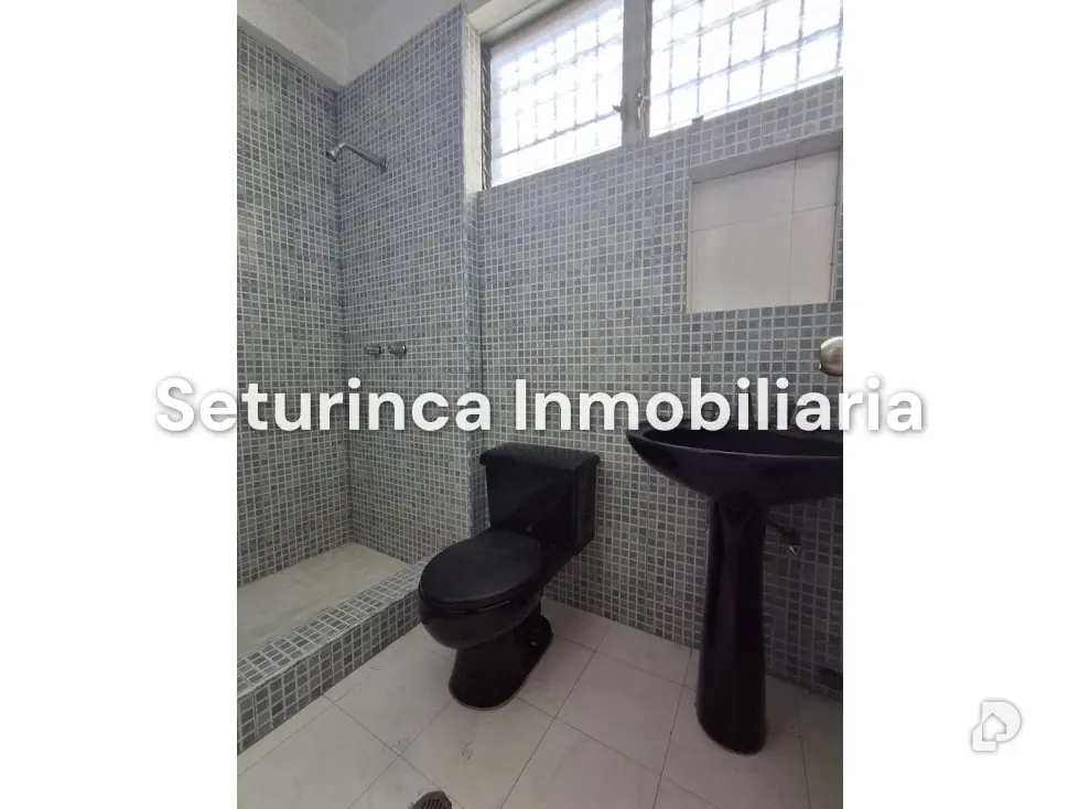 Office in La Candelaria, Caracas – 19