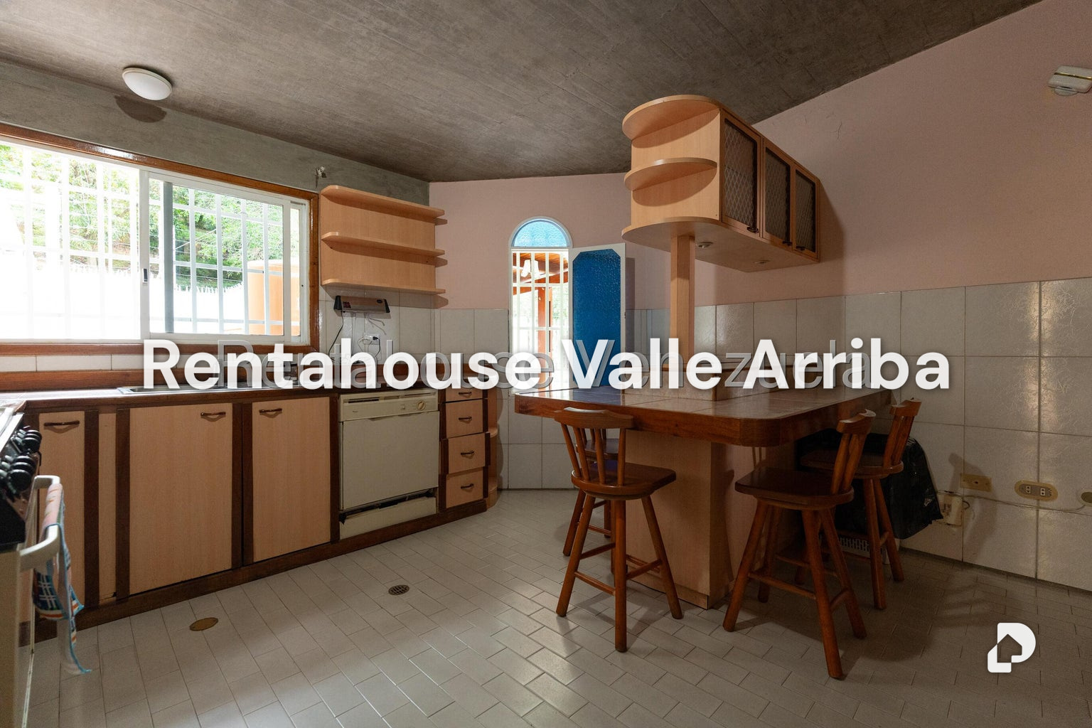 Casa en Alto Prado, Caracas – 12