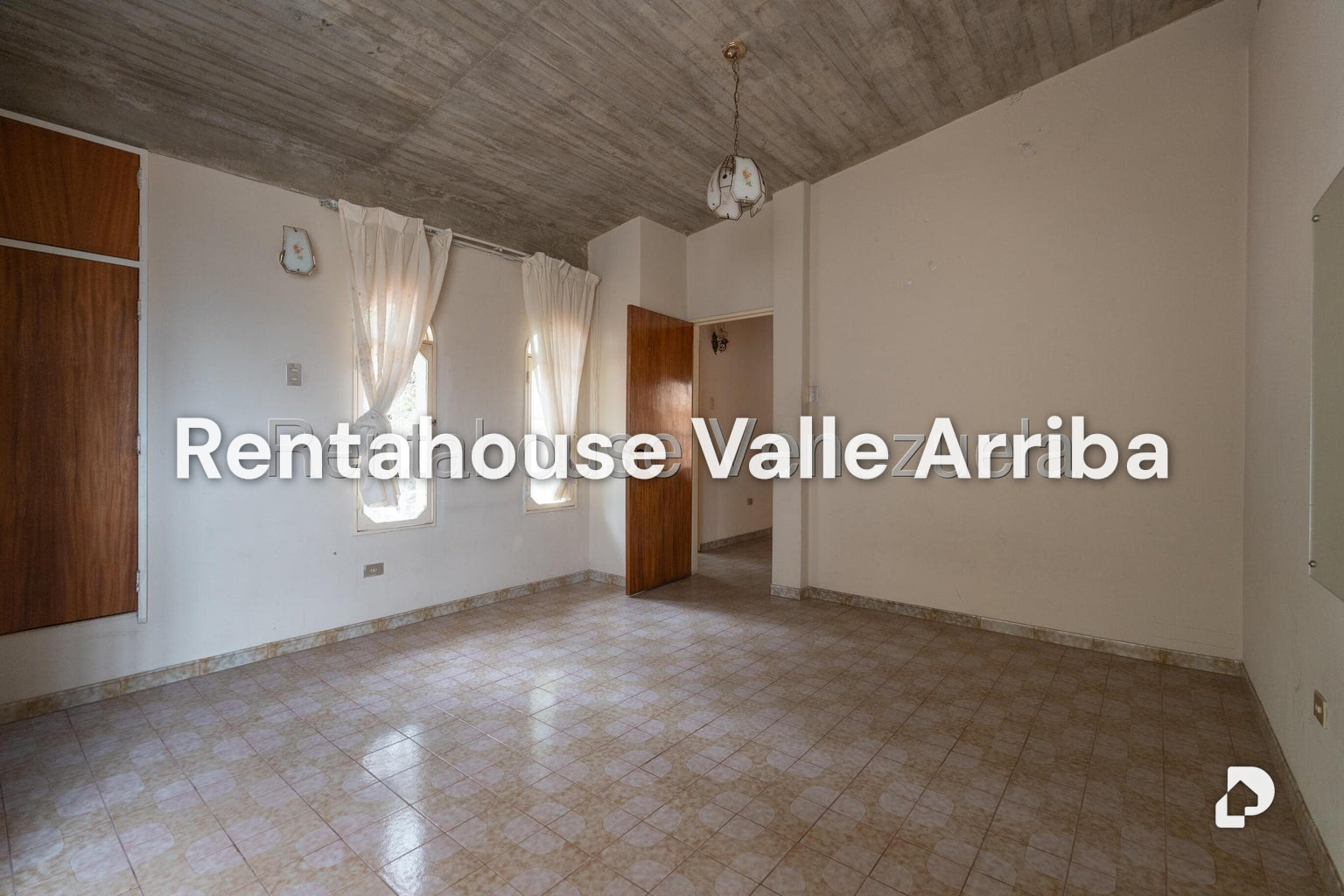 Casa en Alto Prado, Caracas – 28