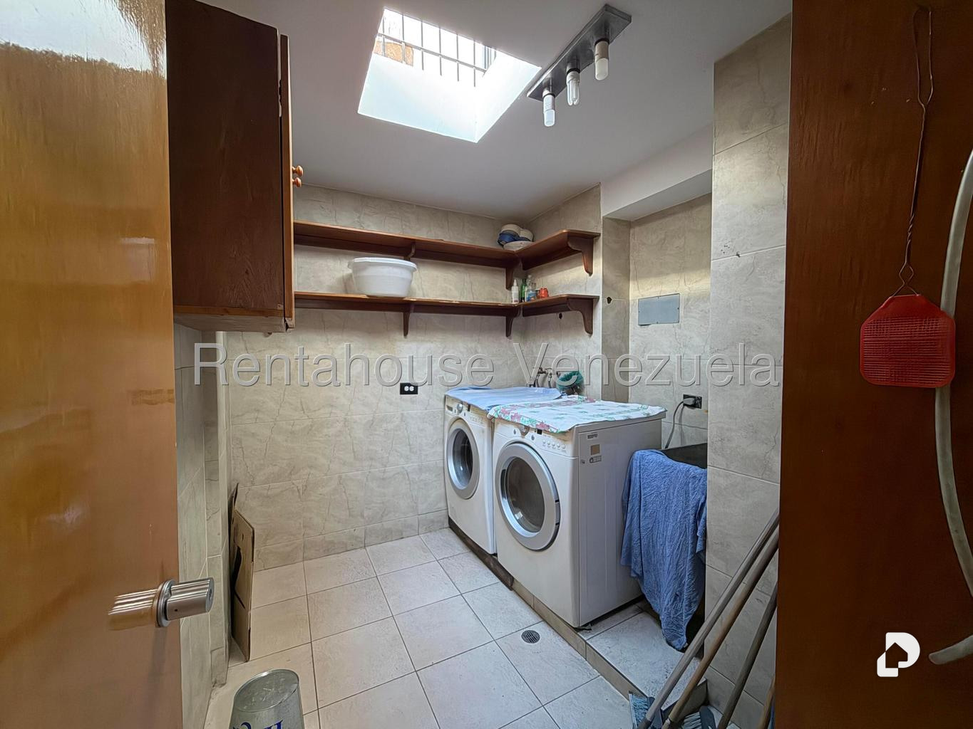 Casa en El Marqués, Caracas – 24