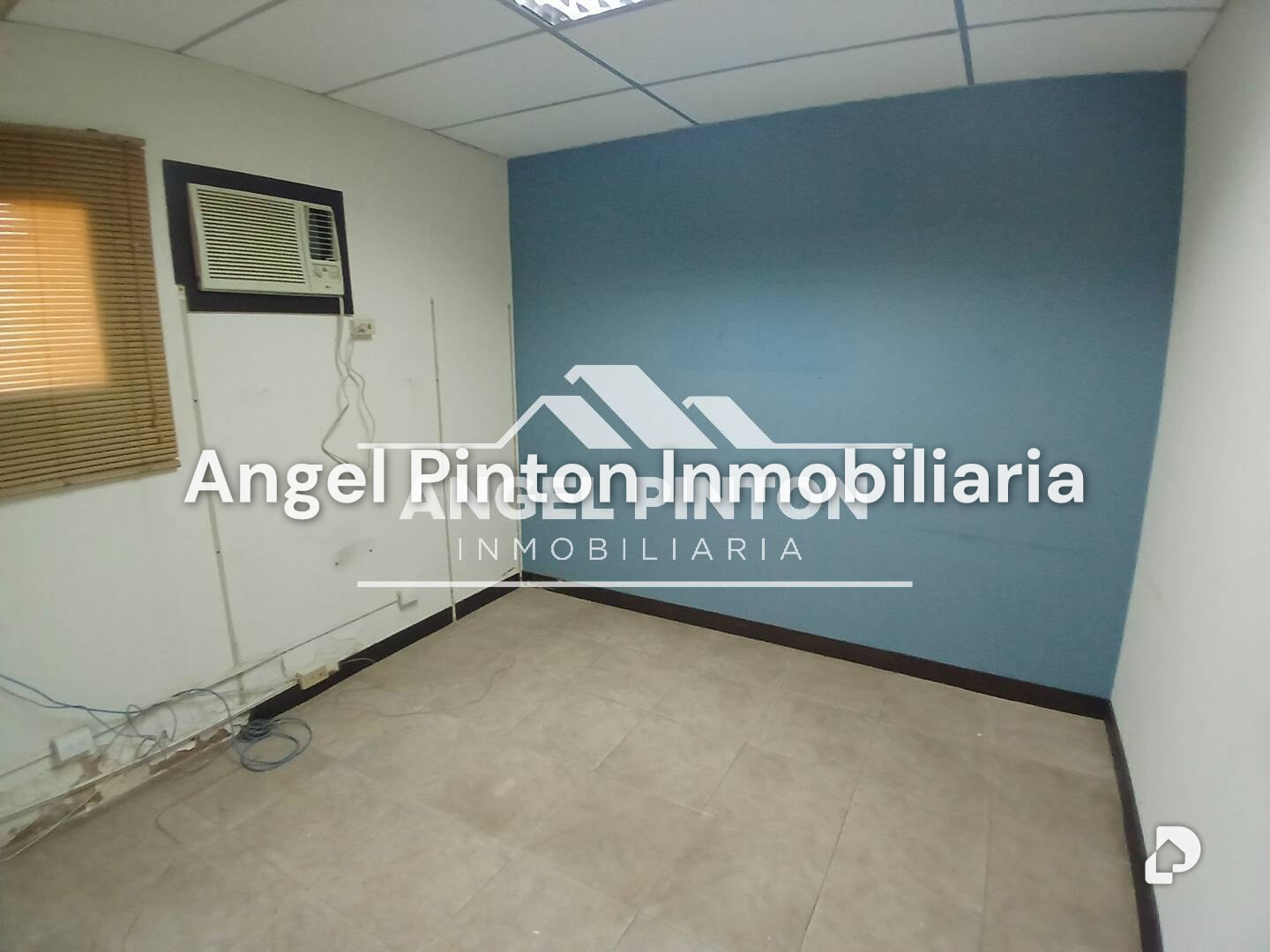 Local comercial en Tierra Negra, Maracaibo – 2