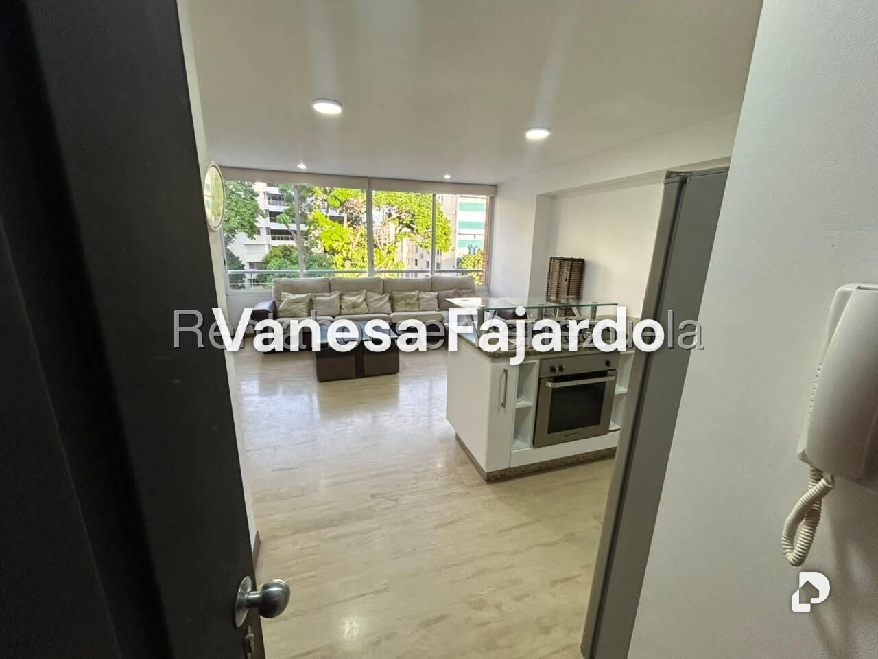 Apartamento en Altamira, Caracas – 2