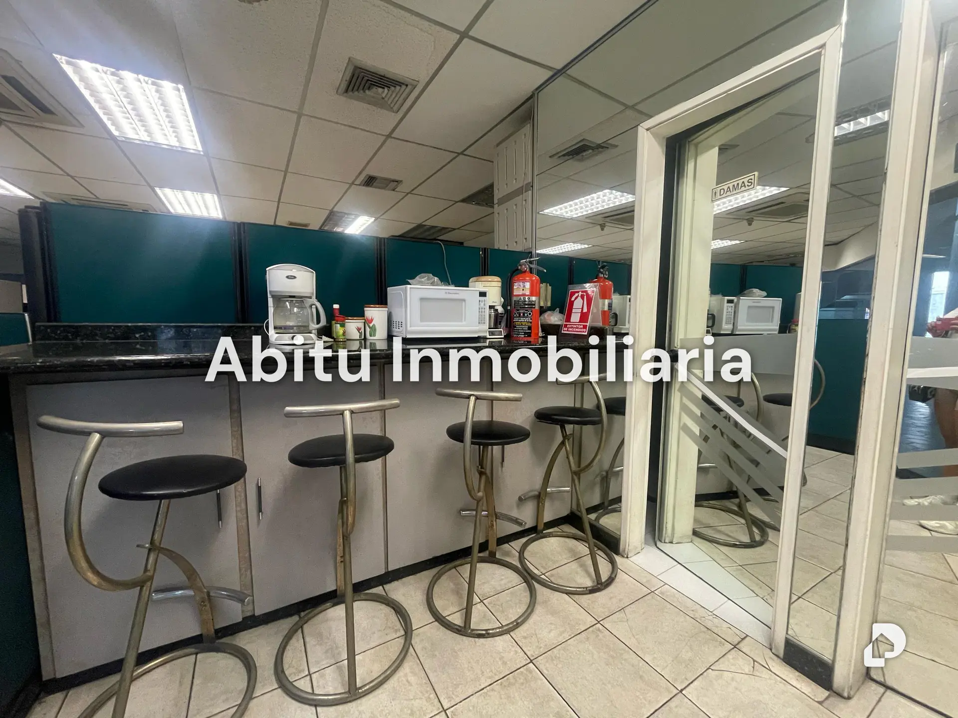 Local comercial en Chacao, Caracas – 13