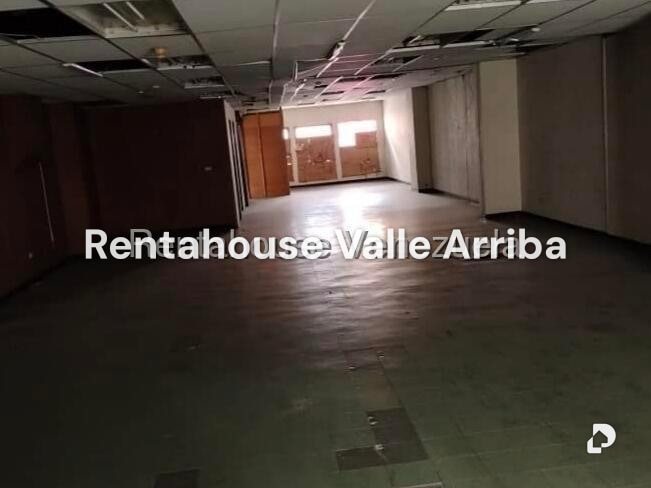 Local comercial en Parroquia La Candelaria, Caracas – 8