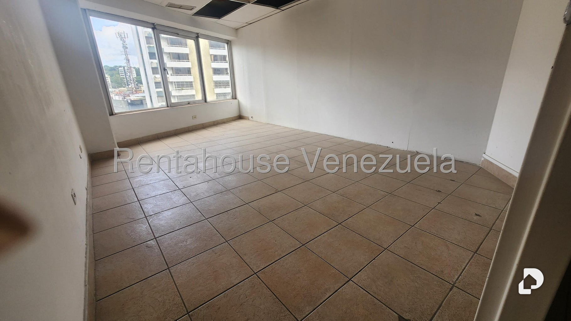 Oficina en El Marqués, Caracas – 8