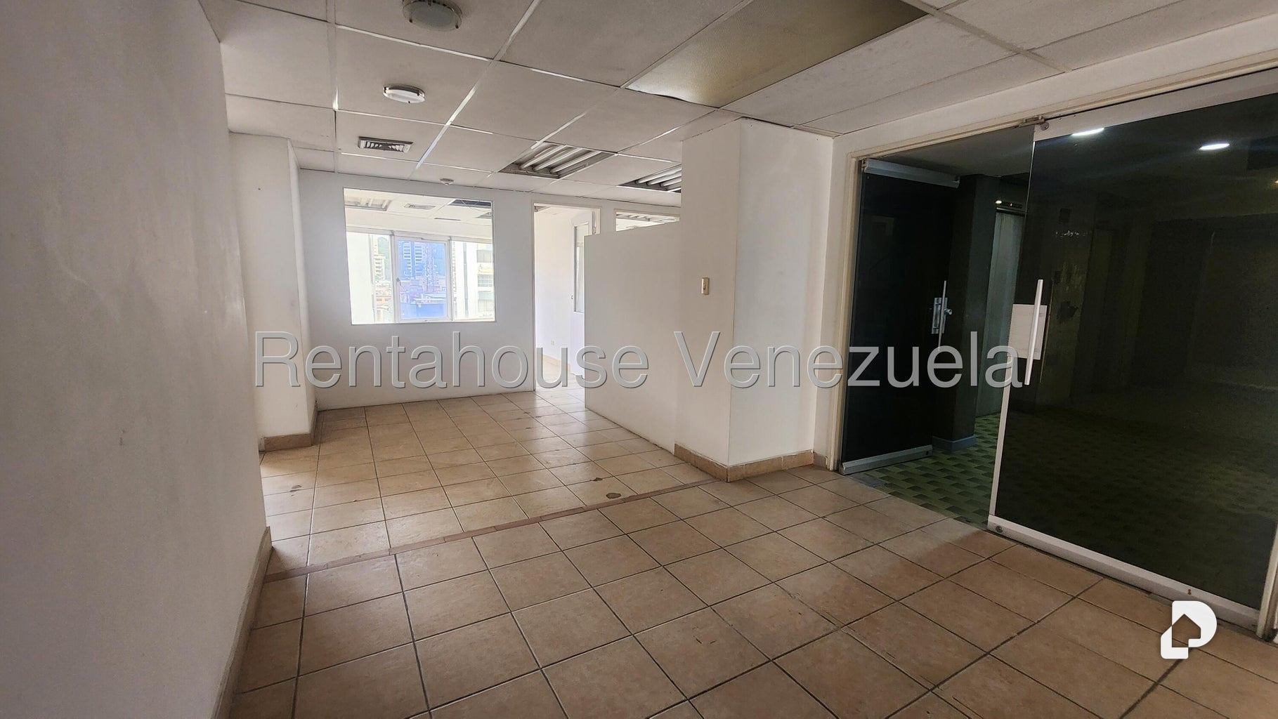 Oficina en El Marqués, Caracas – 1