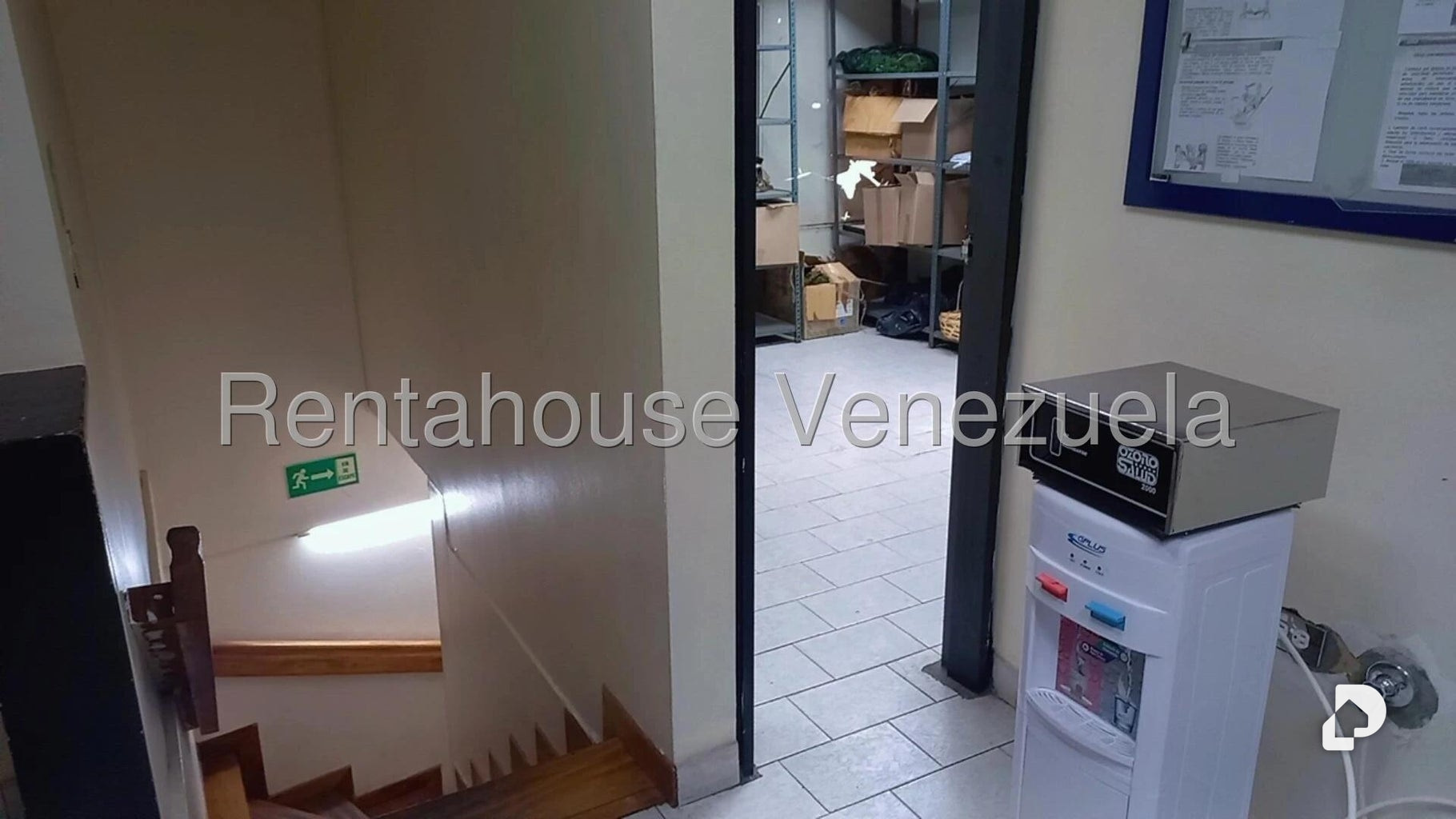 Local comercial en Parroquia La Candelaria, Caracas – 19