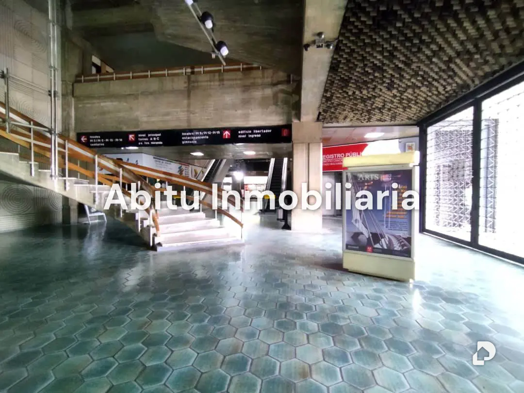 Office in Chacao, Caracas – 16