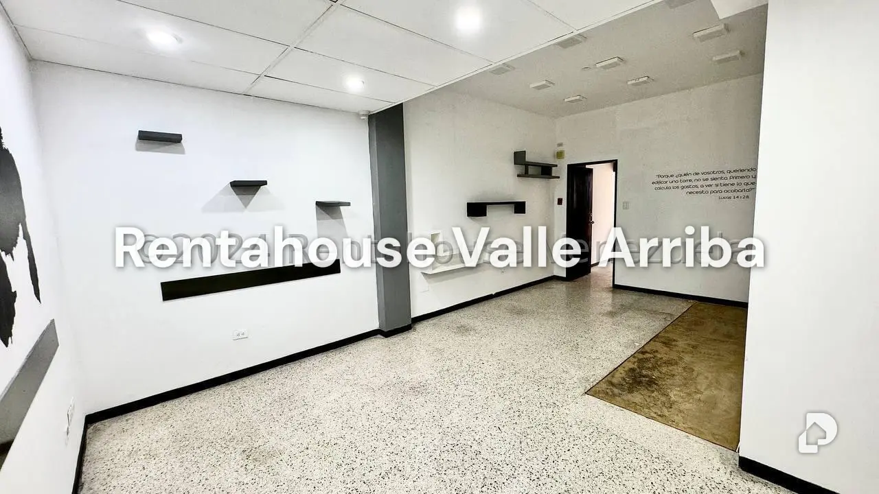 Local comercial en Bello Monte, Caracas – 23