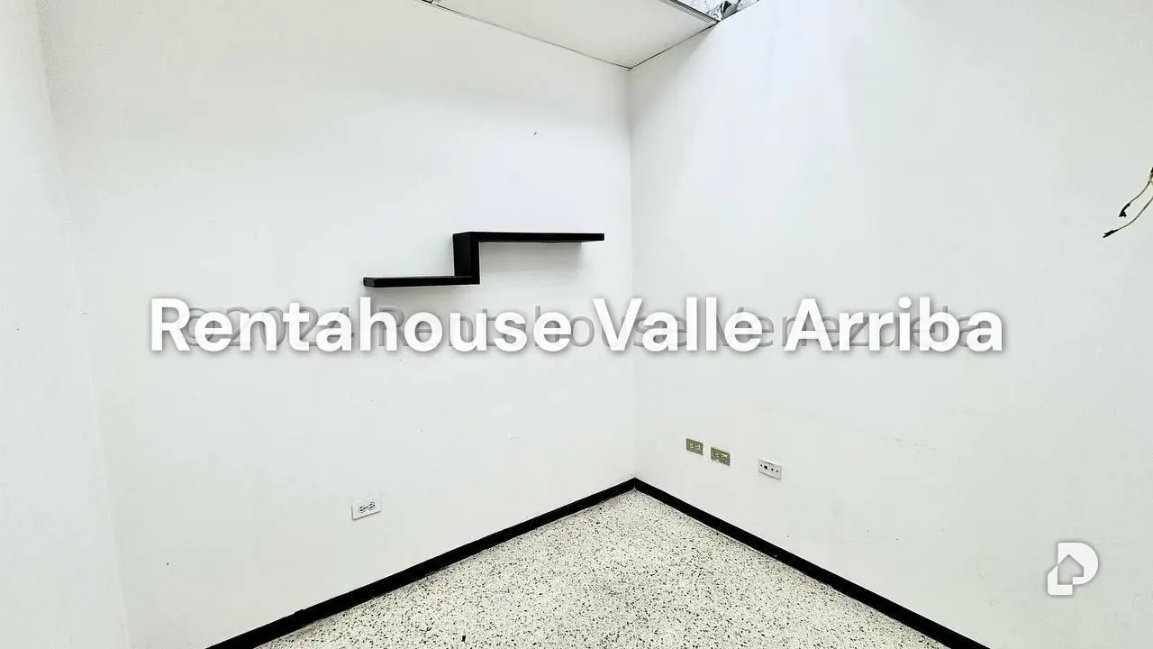 Local comercial en Bello Monte, Caracas – 22