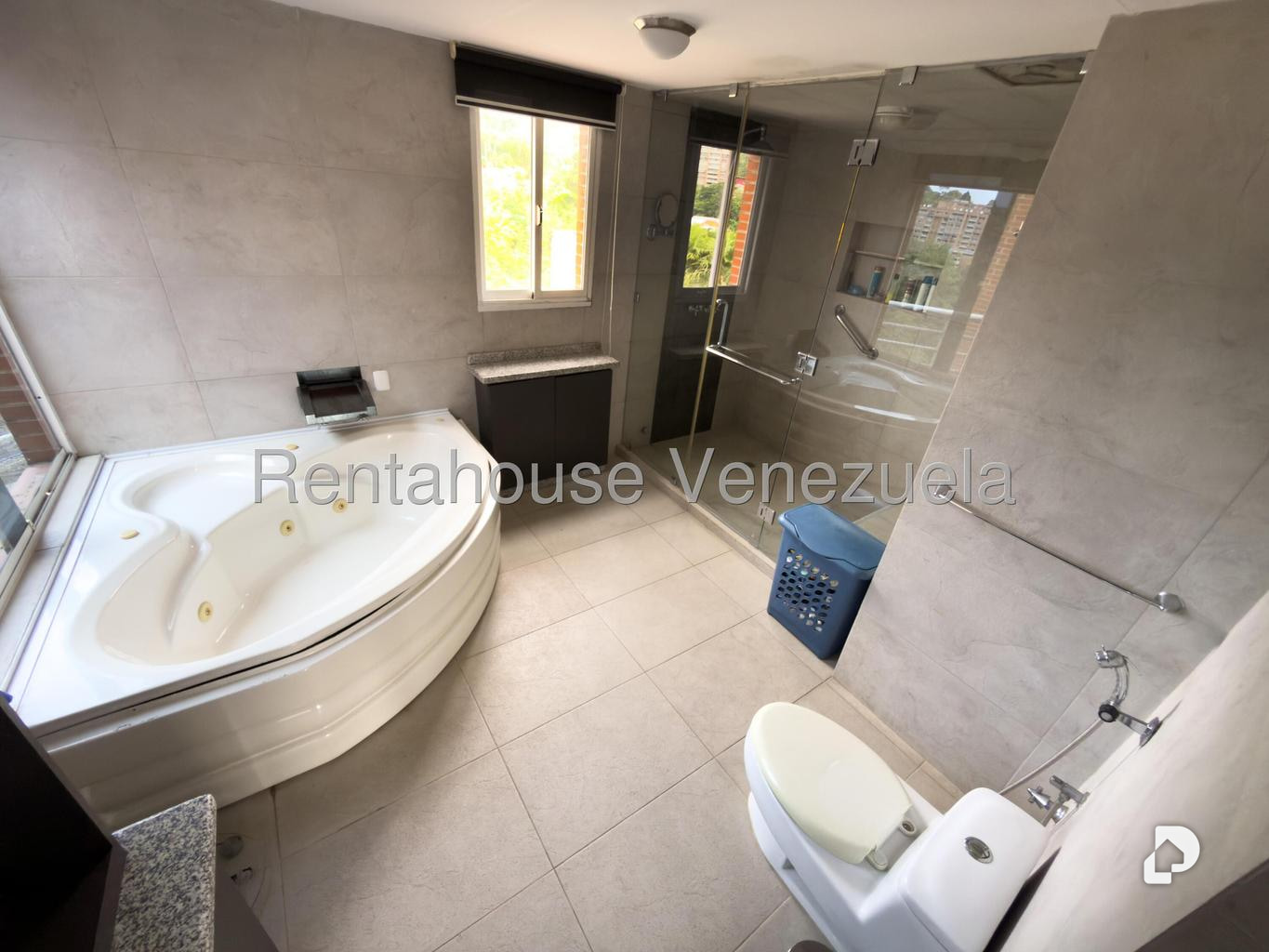 Apartamento en Oripoto, Caracas – 26