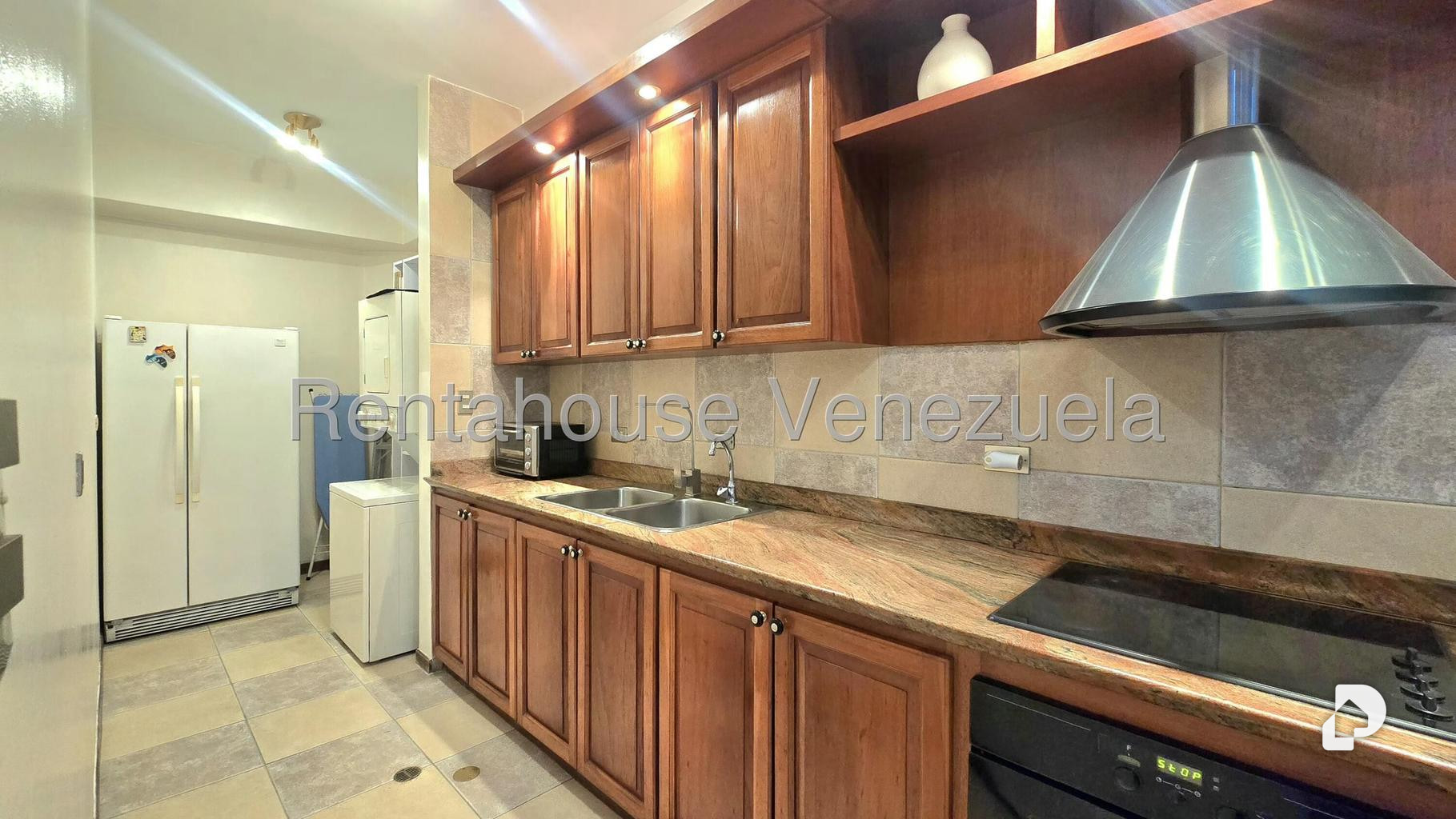 Apartamento en Campo Alegre, Caracas – 8
