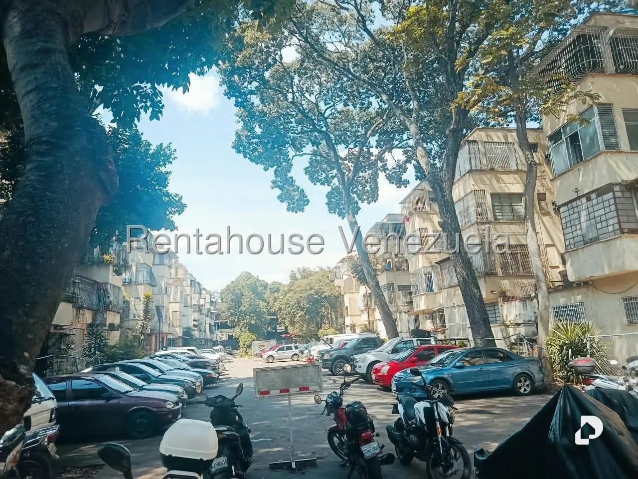 Apartamento en San Martín, Caracas – 28