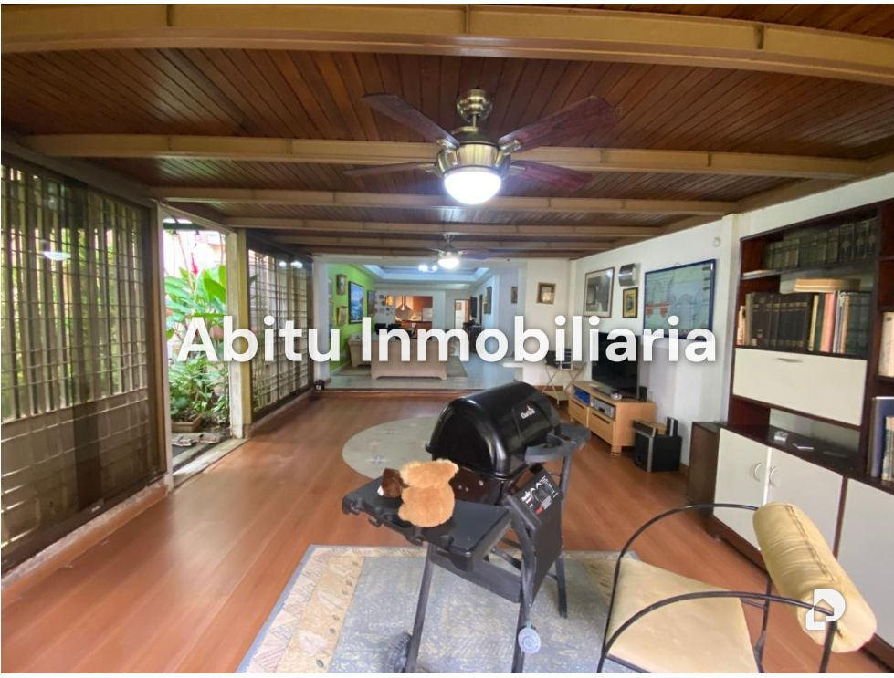 Apartamento en La Boyera, Caracas – 2