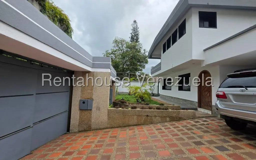 House in Colinas de Tamanaco, Caracas - 1