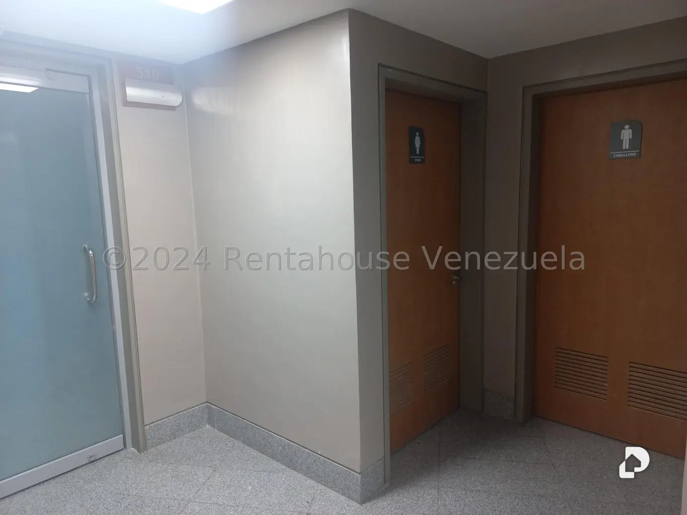 Oficina en Las Mercedes, Caracas