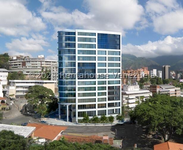 Oficina en Las Mercedes, Caracas - 1