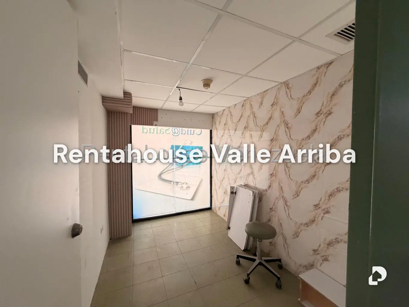 Local comercial en La Carlota, Caracas – 17