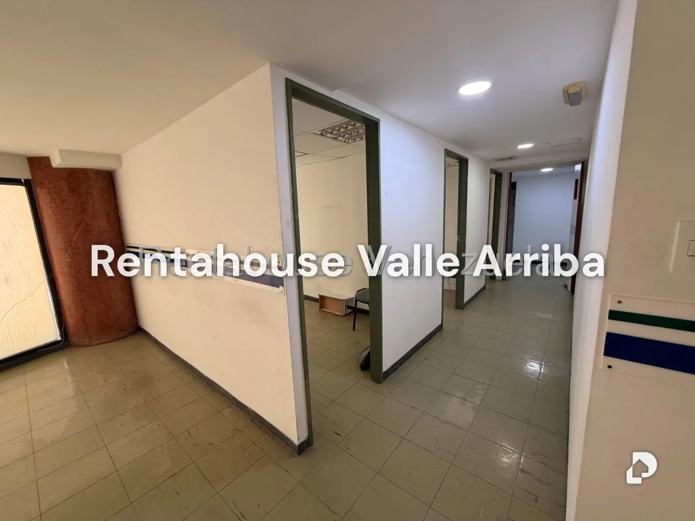 Local comercial en La Carlota, Caracas – 16