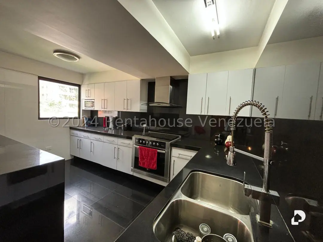 Apartamento en Las Mercedes, Caracas – 10
