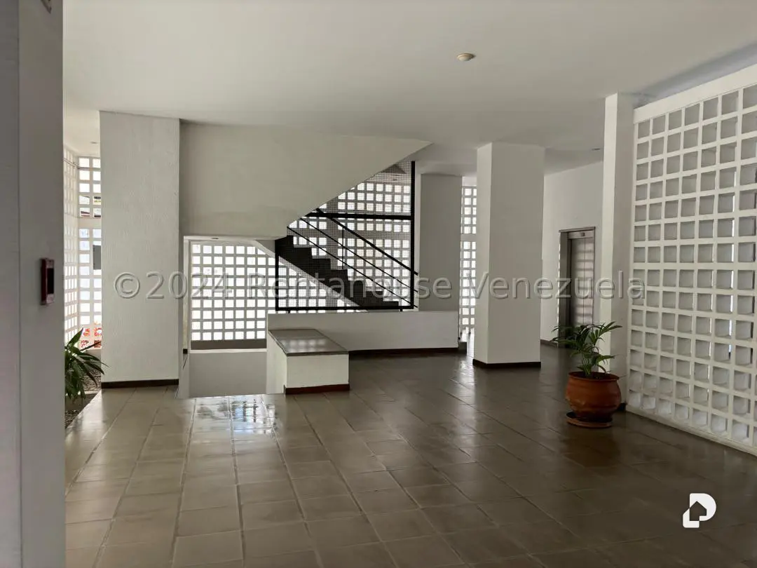 Apartamento en Las Mercedes, Caracas – 2